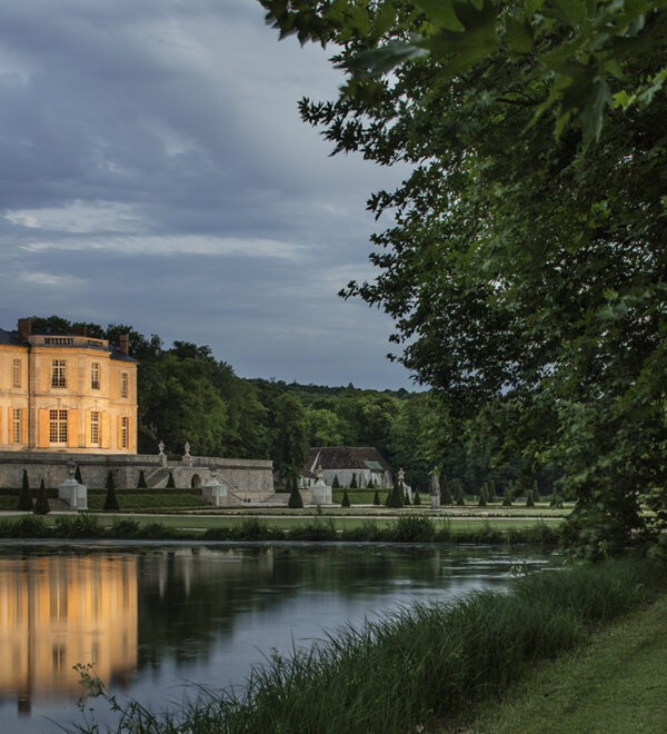 Luxury private residence Chateau Villette Paris panoramic view from lake 1