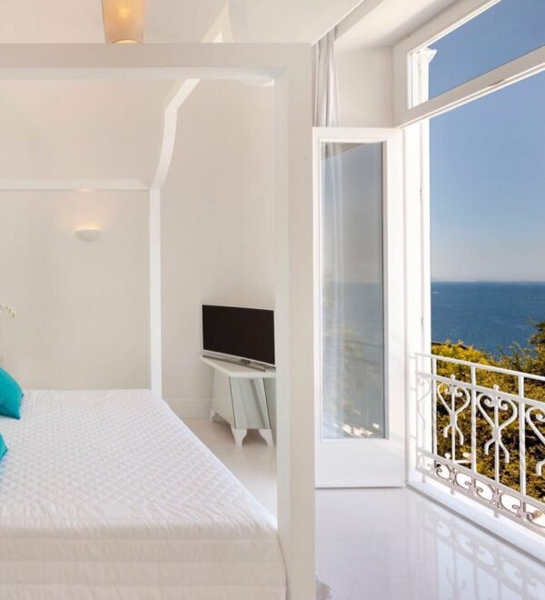view bedroom in sorrento