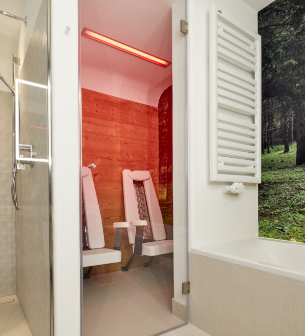 mi chalet bathroom sauna detail