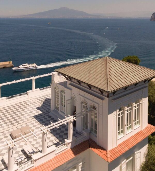 VILLA IN SORRENTO