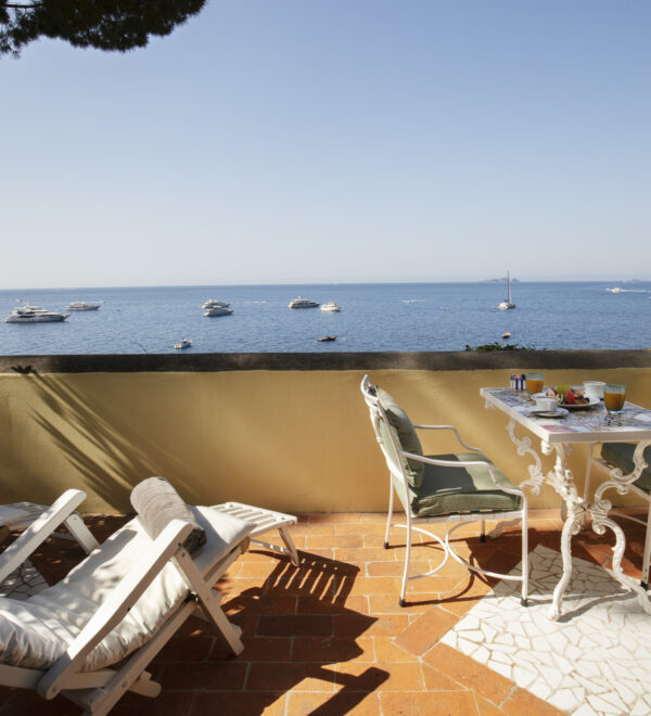 exclusive villa in positano