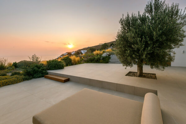 059_5398_cove_iwish_gfakaros2020707-08