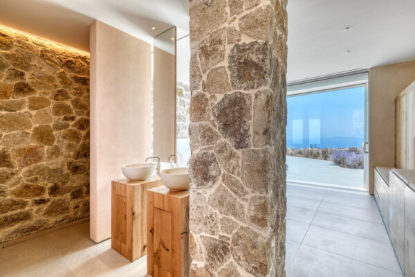 115_5828_cove_iwish_gfakaros2020707-08_pe