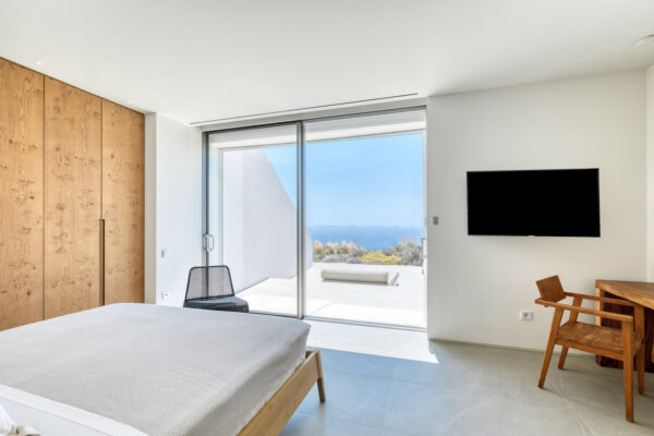 122_5904_cove_iwish_gfakaros2020707-08_pe