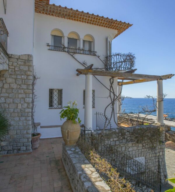 villa