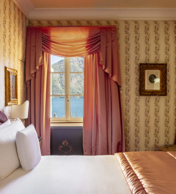 Historical Villa on Como Lake